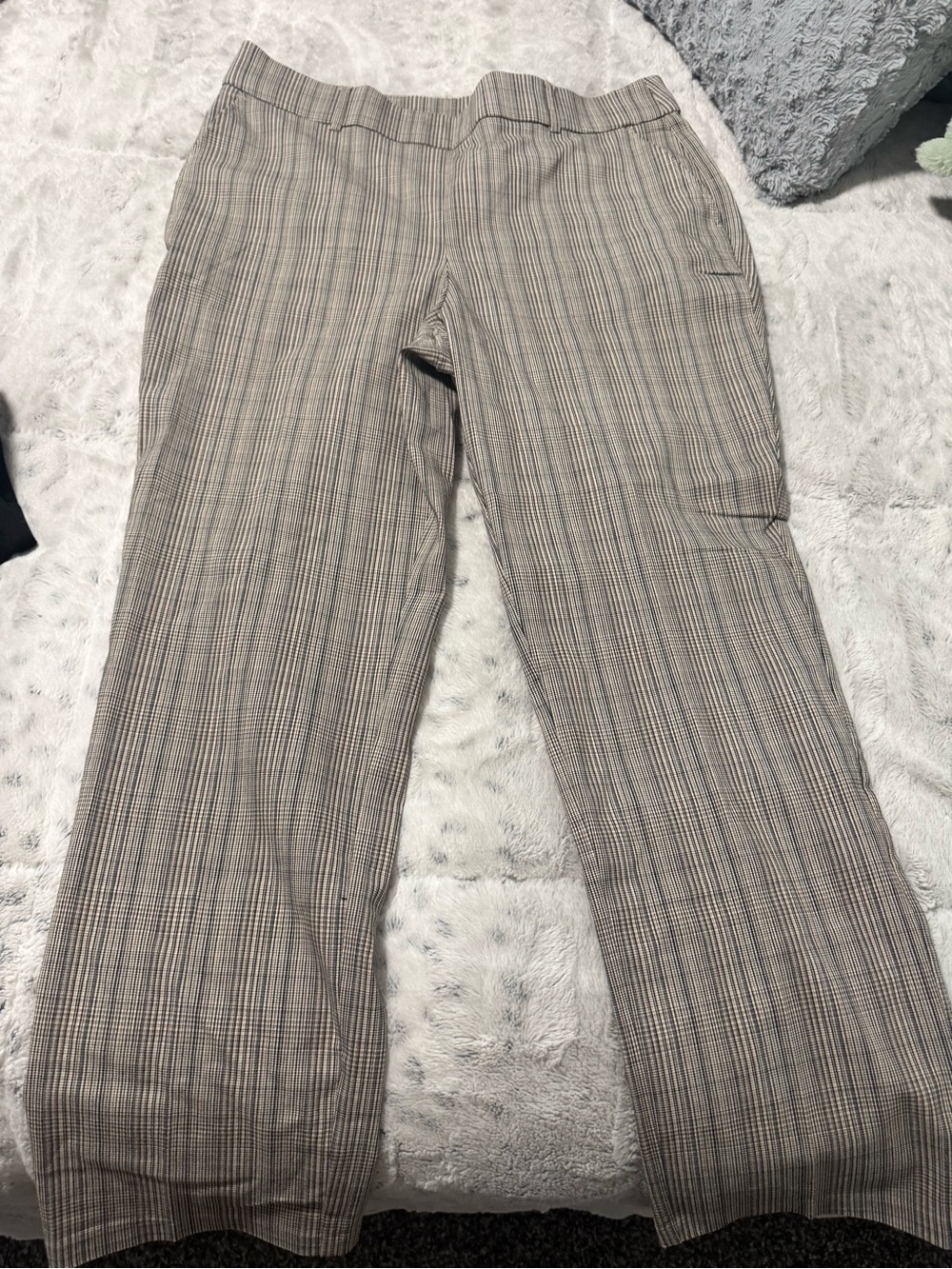 Rafaella Women’s Plaid Dress Pants in Neutral Tan and Gray